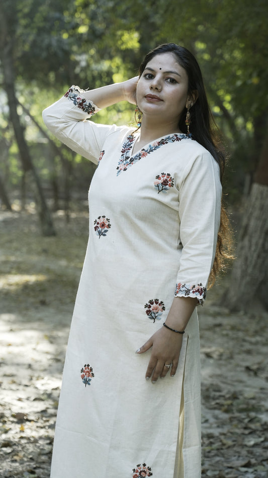 2 Piece Kurti & Pants In Cotton Material With French Knot Embroidery
