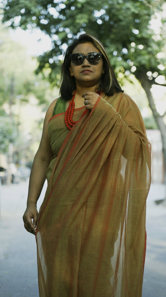 Mul Cotton Mehandi Color with Sleak Red Border Saree