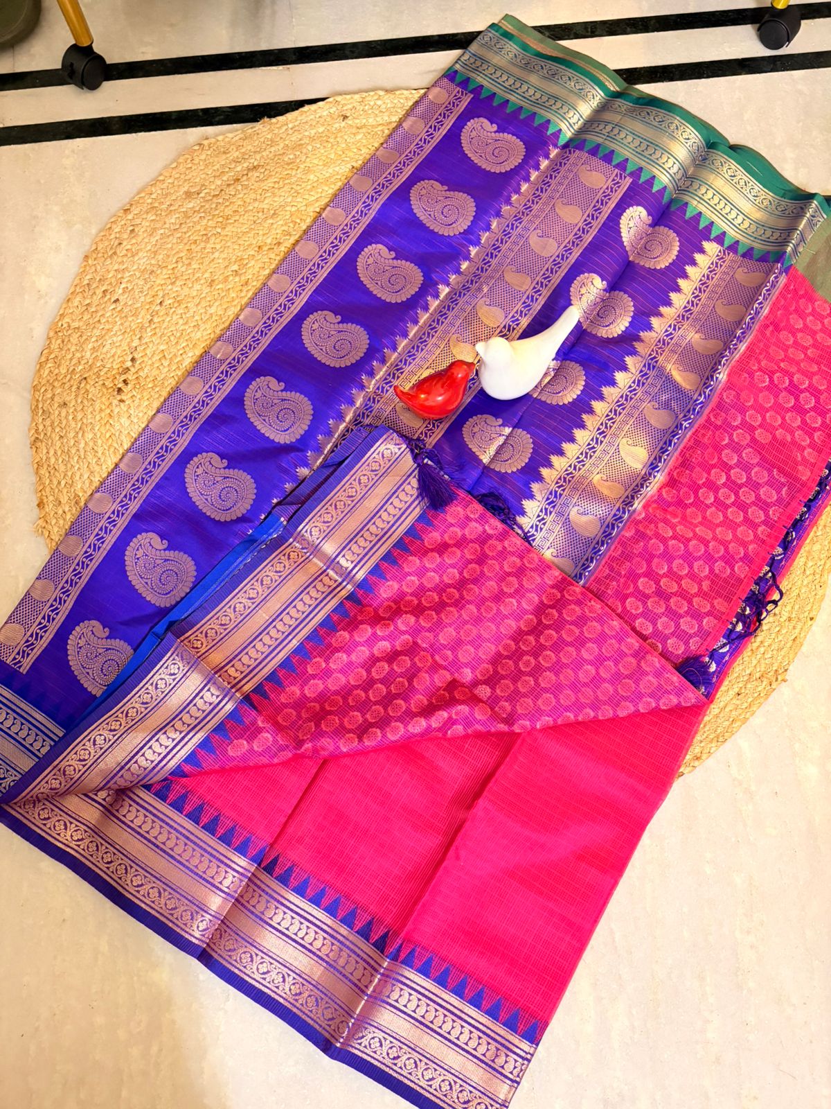 Zari Kota Saree with Dual Color Border