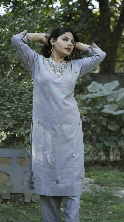 2 Piece Kurti & Pants in Cotton Material with French Knot Embroidery